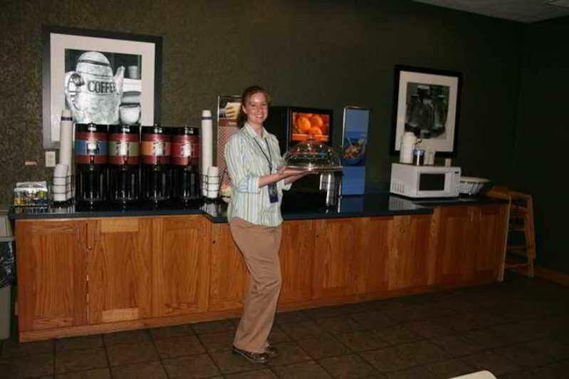 Hampton Inn Helena Restaurace fotografie